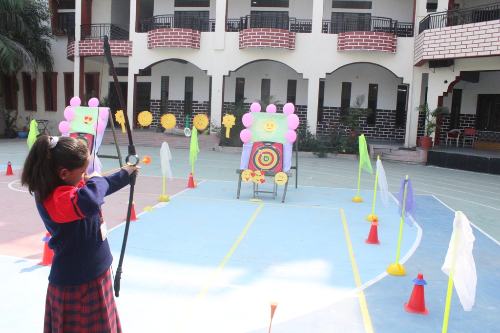 GAYATRI VIDHYA MANDIR H.S.SCHOOL CHARNAL